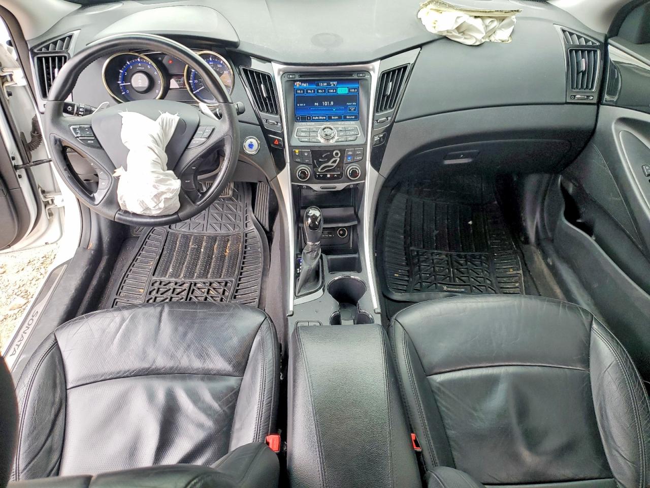 2012 HYUNDAI SONATA SE photo 22