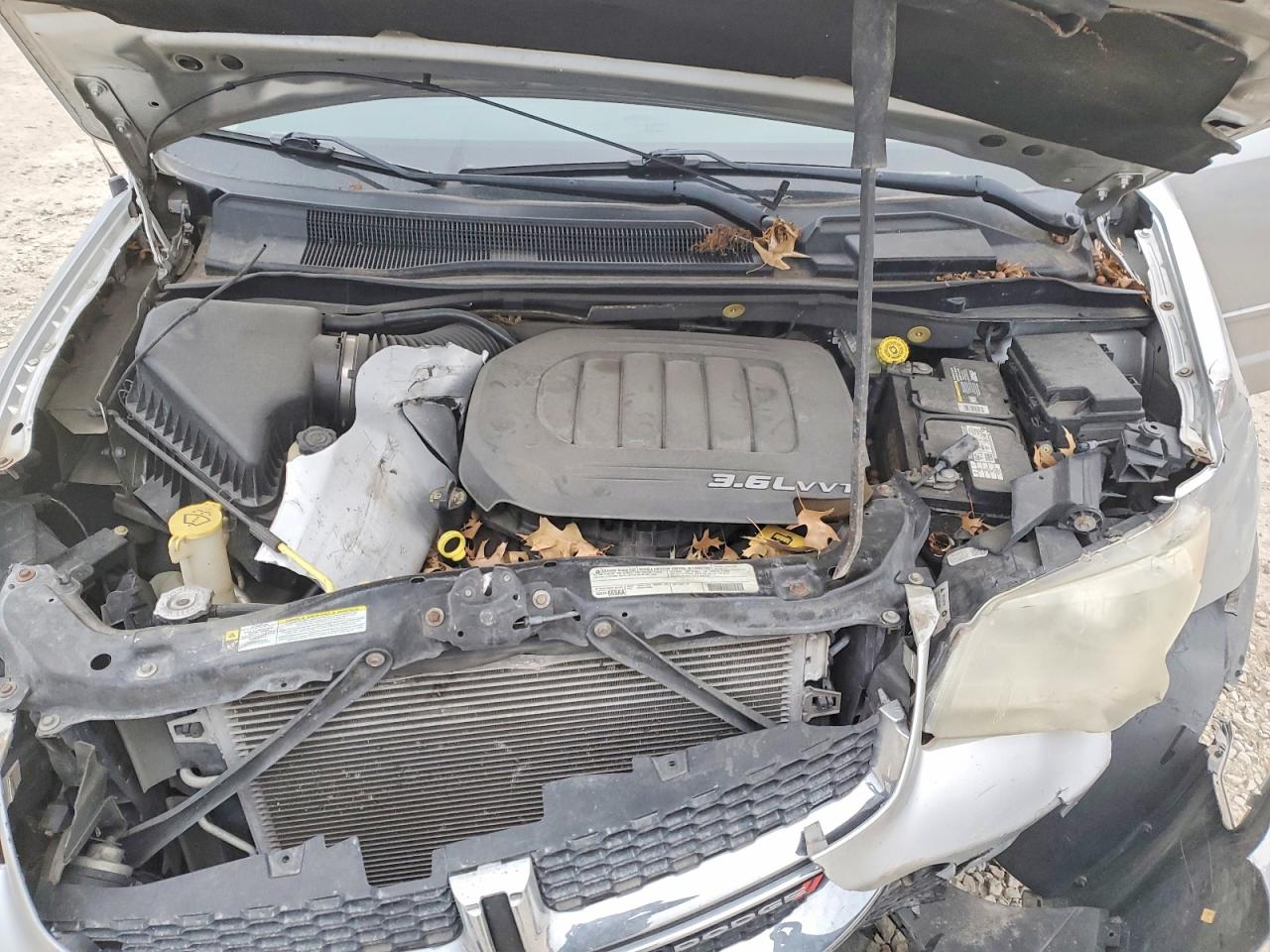 2012 DODGE GRAND CARAVAN SE photo 12