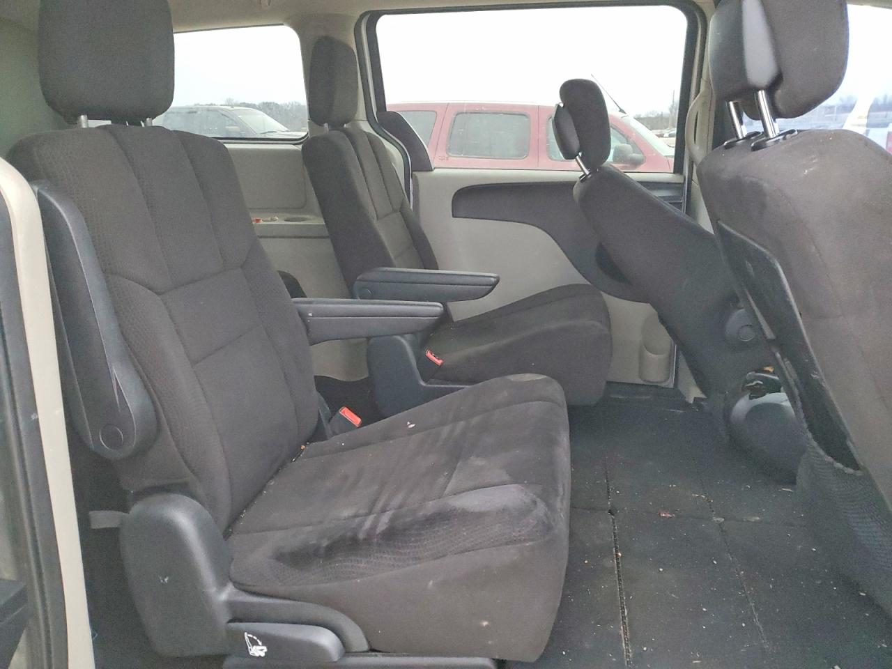 2012 DODGE GRAND CARAVAN SE photo 11