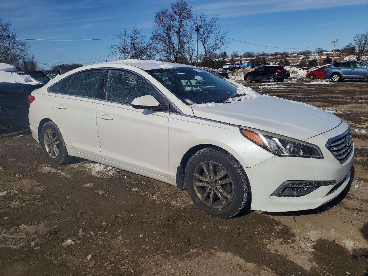 2015 HYUNDAI SONATA SE photo 7