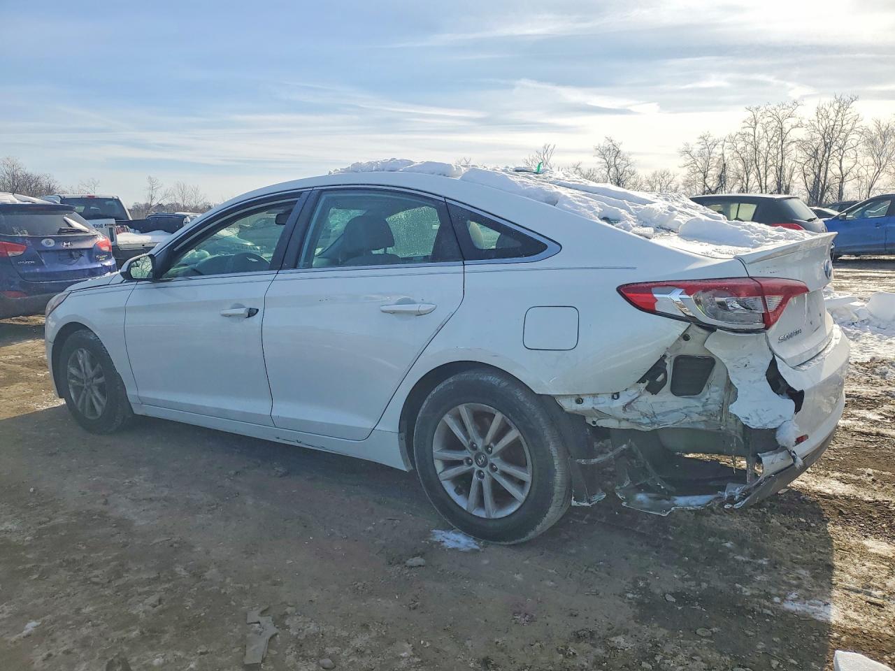 2015 HYUNDAI SONATA SE photo 3