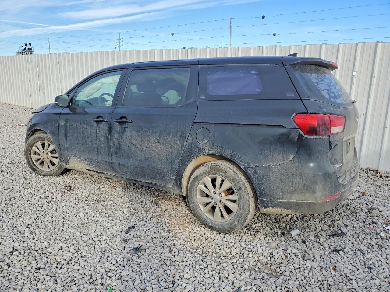 2016 KIA SEDONA L photo 2