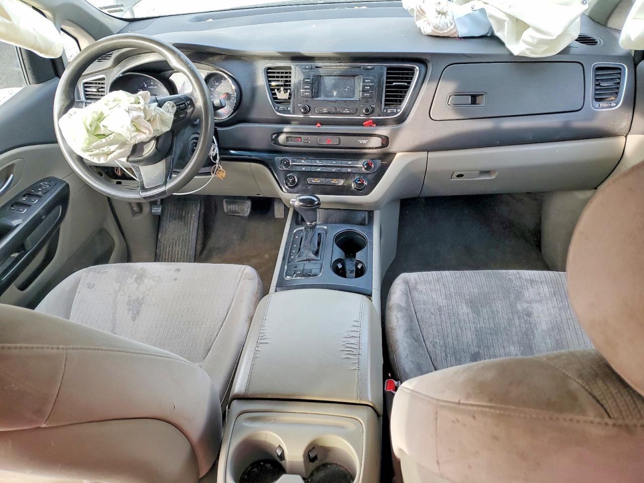 2016 KIA SEDONA L photo 8