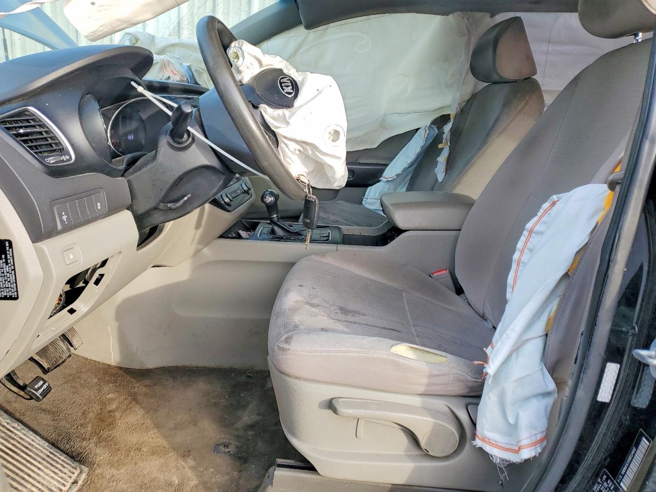 2016 KIA SEDONA L photo 7