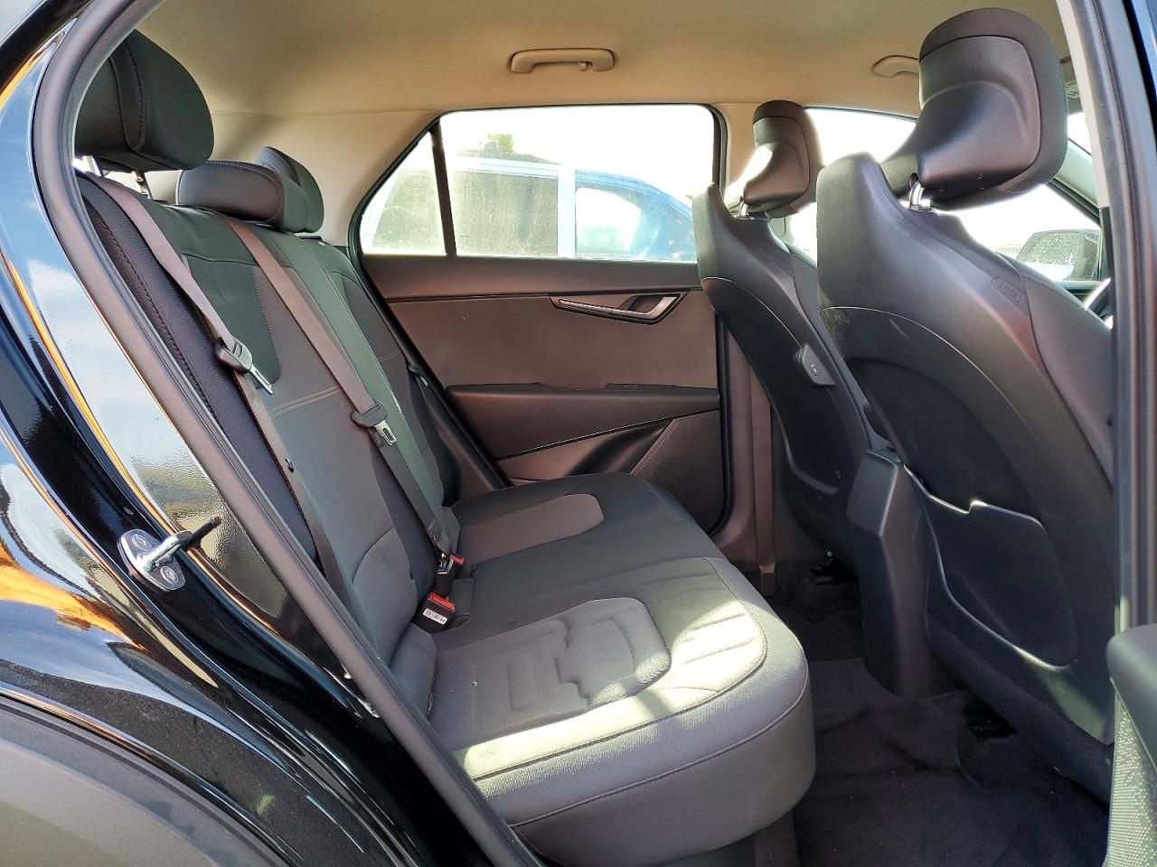 2024 KIA NIRO LX photo 11