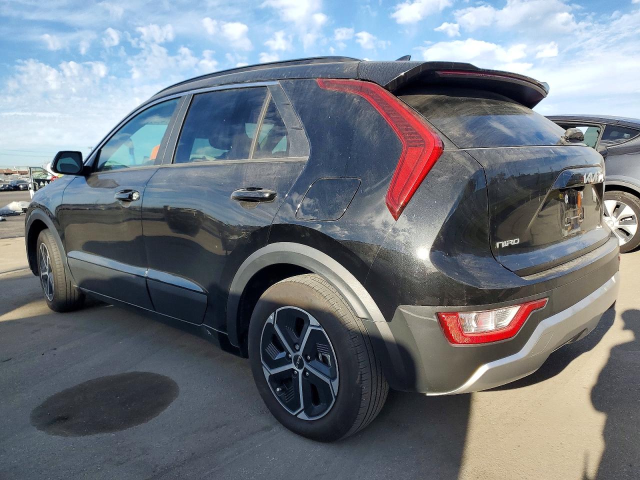 2024 KIA NIRO LX photo 2