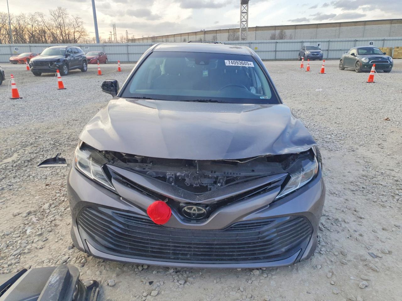 2020 TOYOTA CAMRY LE photo 9