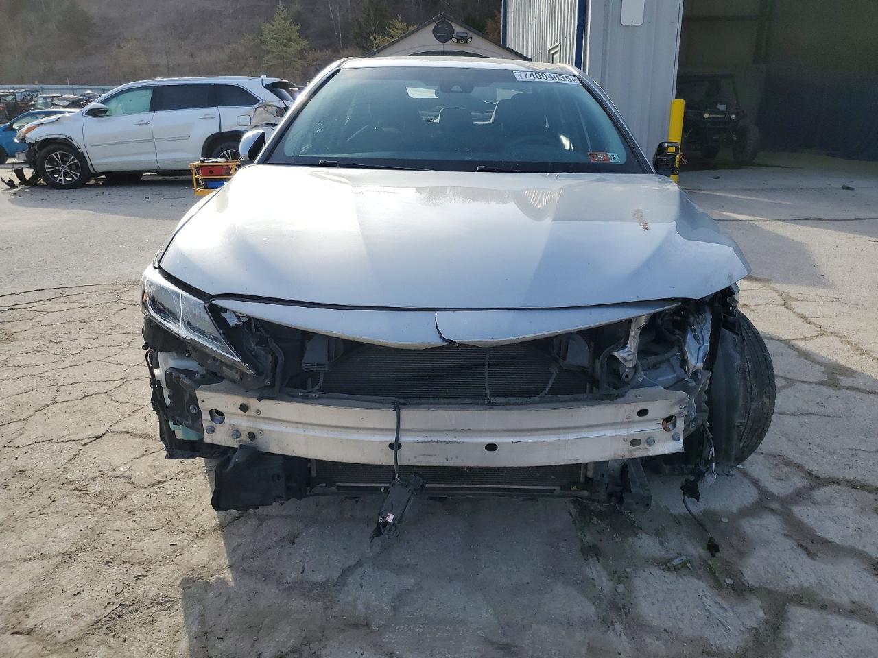 2018 TOYOTA CAMRY L photo 5
