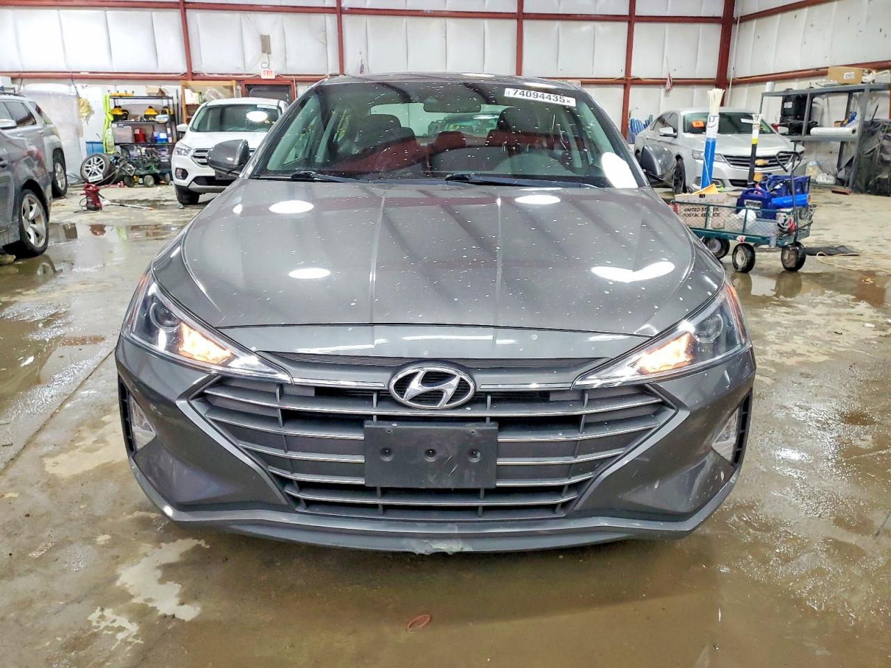 2020 HYUNDAI ELANTRA SE photo 13