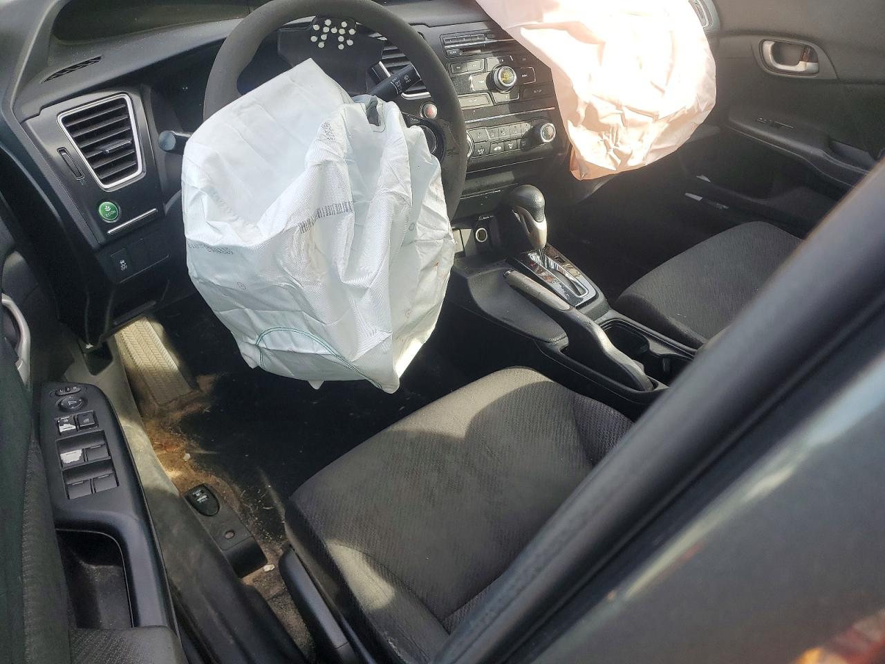 2013 HONDA CIVIC LX photo 22