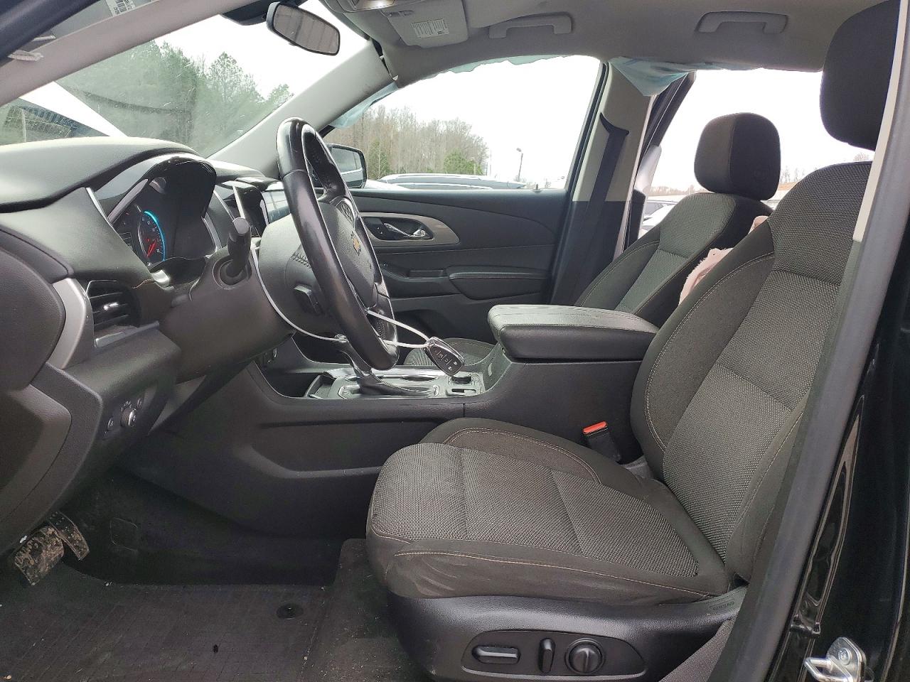2019 CHEVROLET TRAVERSE LT photo 13