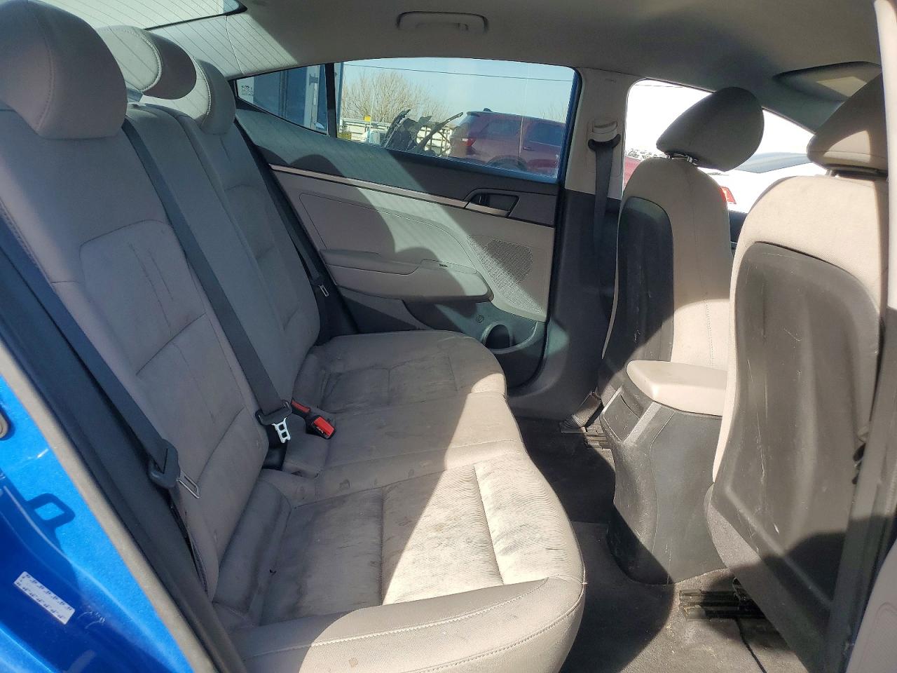 2017 HYUNDAI ELANTRA SE photo 19