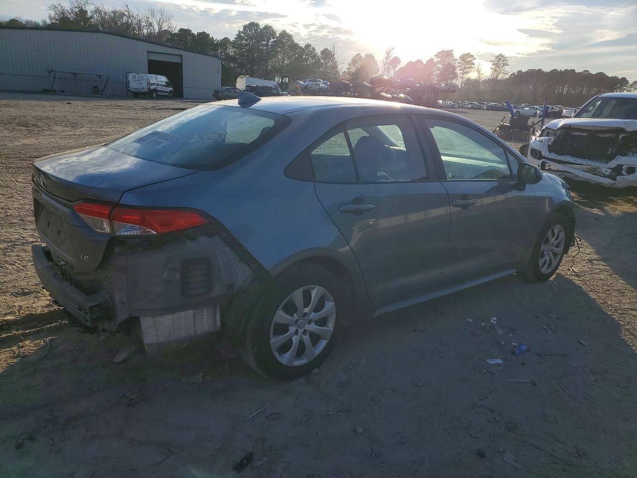 2021 TOYOTA COROLLA LE photo 7