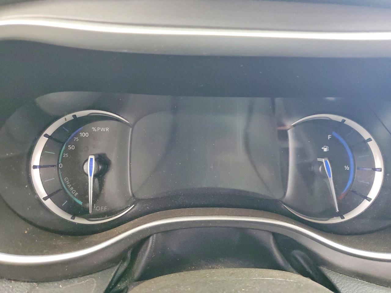 2024 CHRYSLER PACIFICA HYBRID SELECT photo 17