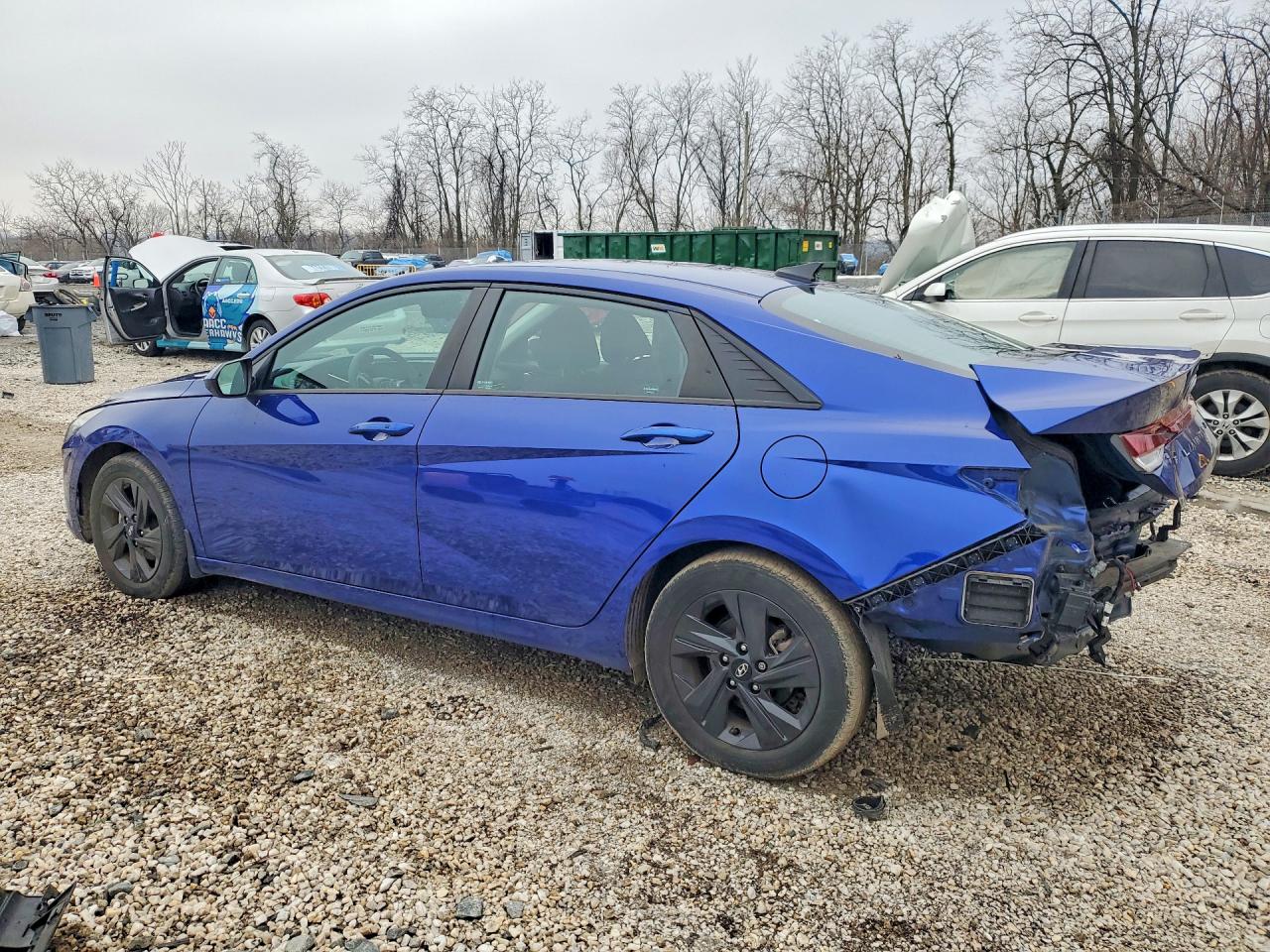 2022 HYUNDAI ELANTRA SEL photo 3