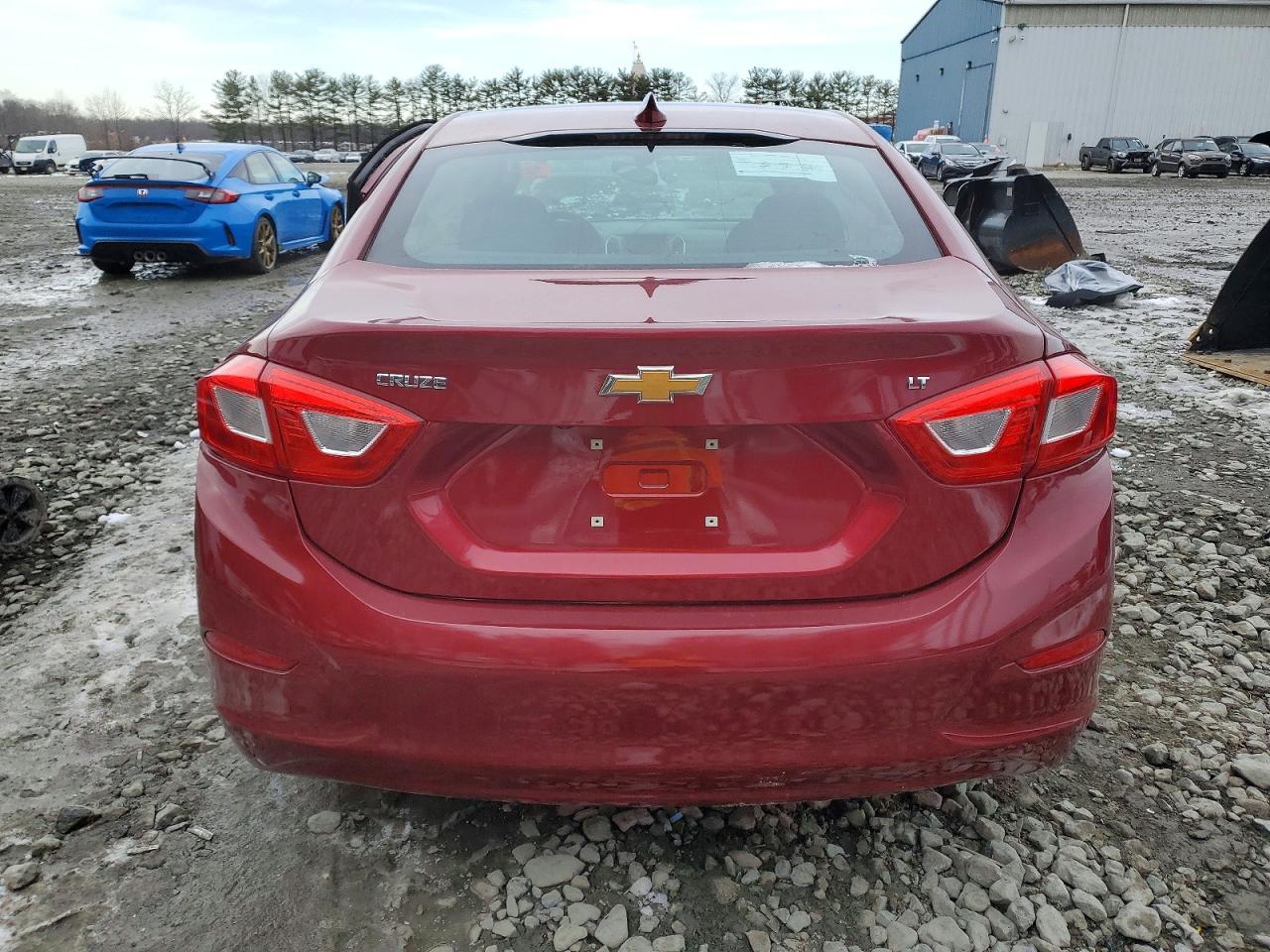 2017 CHEVROLET CRUZE LT photo 6