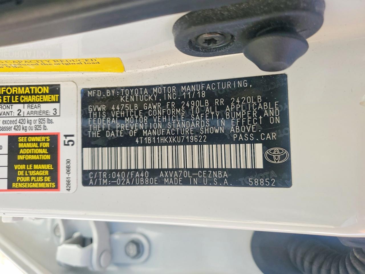 2019 TOYOTA CAMRY L photo 12