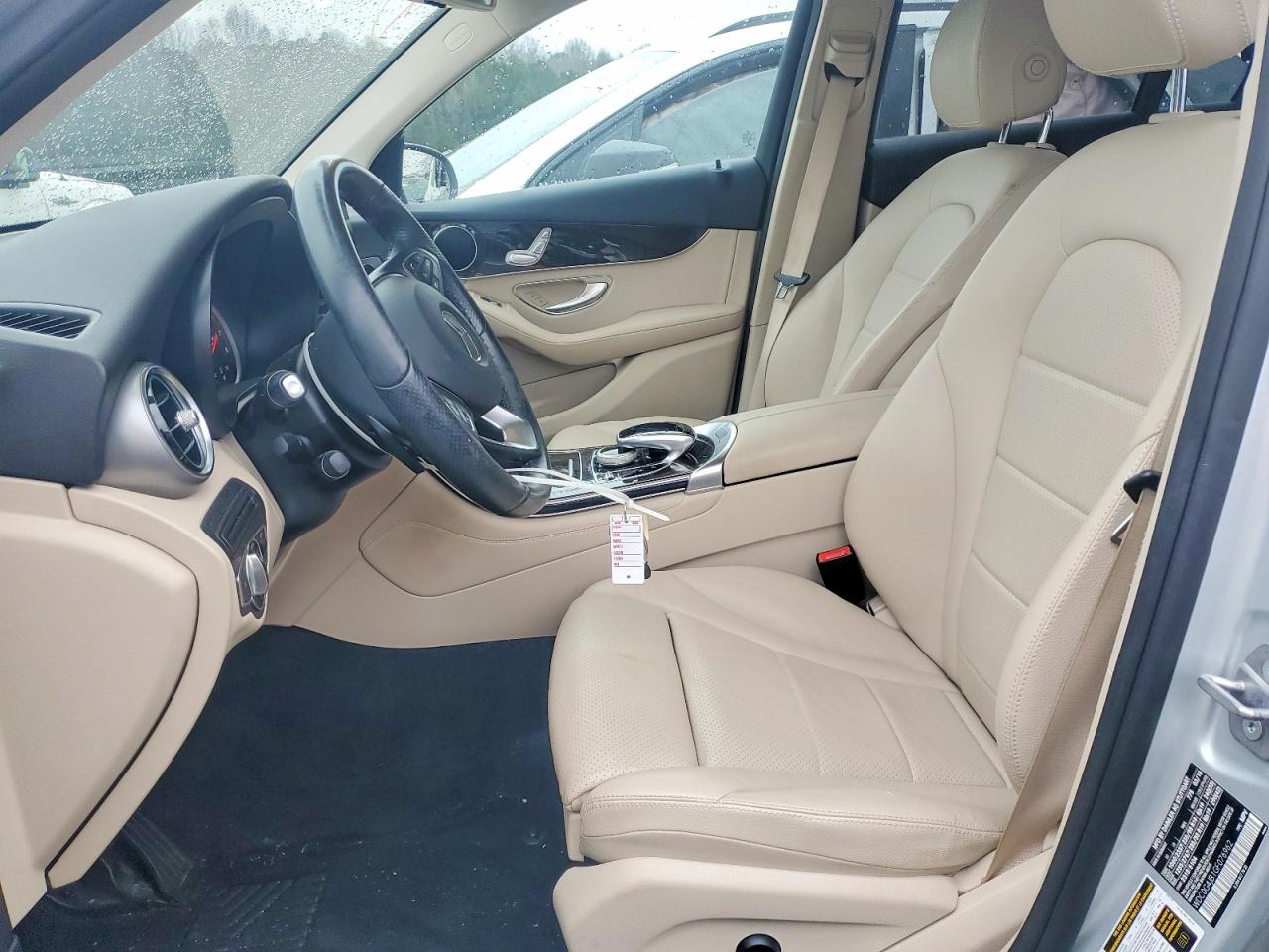 2016 MERCEDES-BENZ GLC 300 photo 7