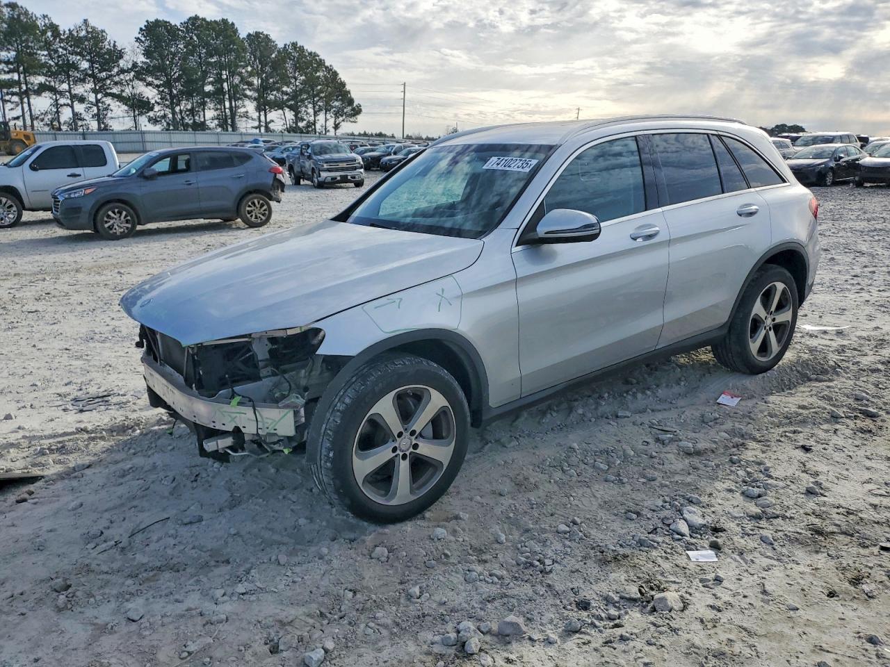 2016 MERCEDES-BENZ GLC