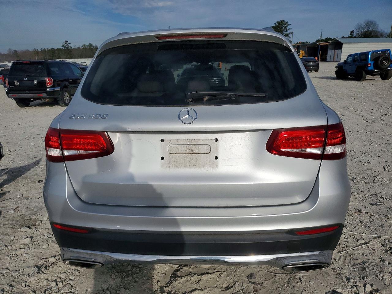 2016 MERCEDES-BENZ GLC 300 photo 6