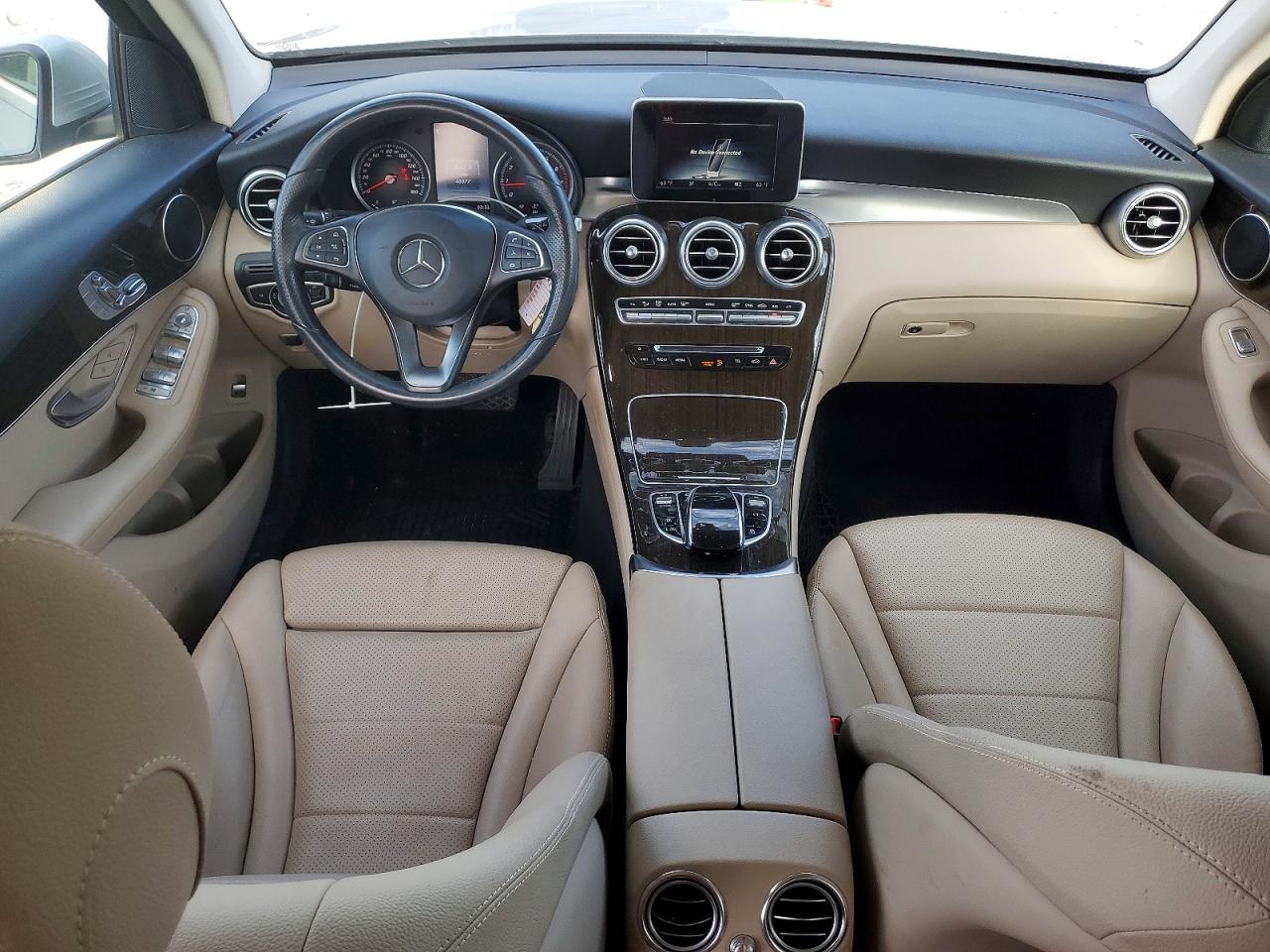 2016 MERCEDES-BENZ GLC 300 photo 8