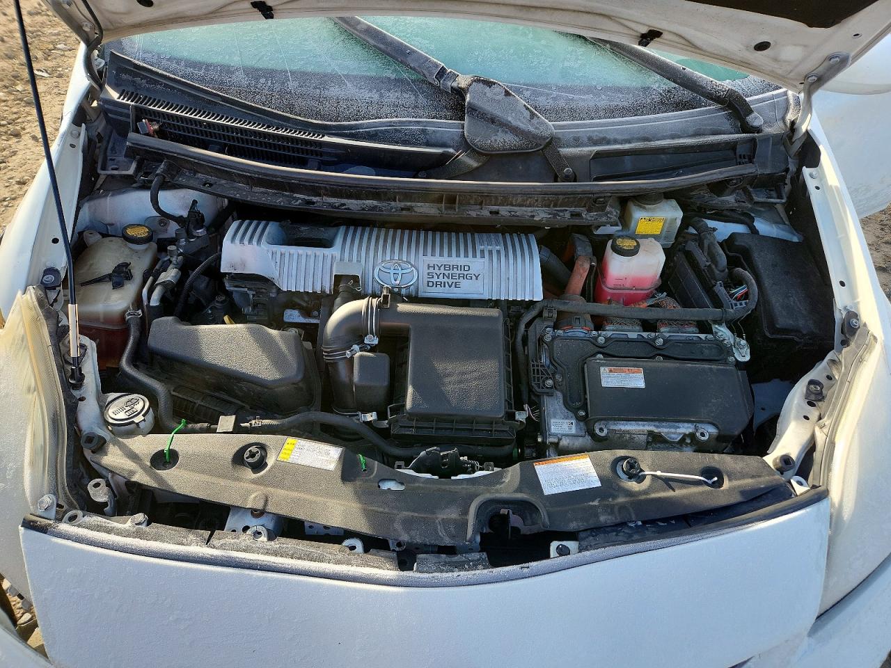 2013 TOYOTA PRIUS PERSONA SERIES SE photo 21