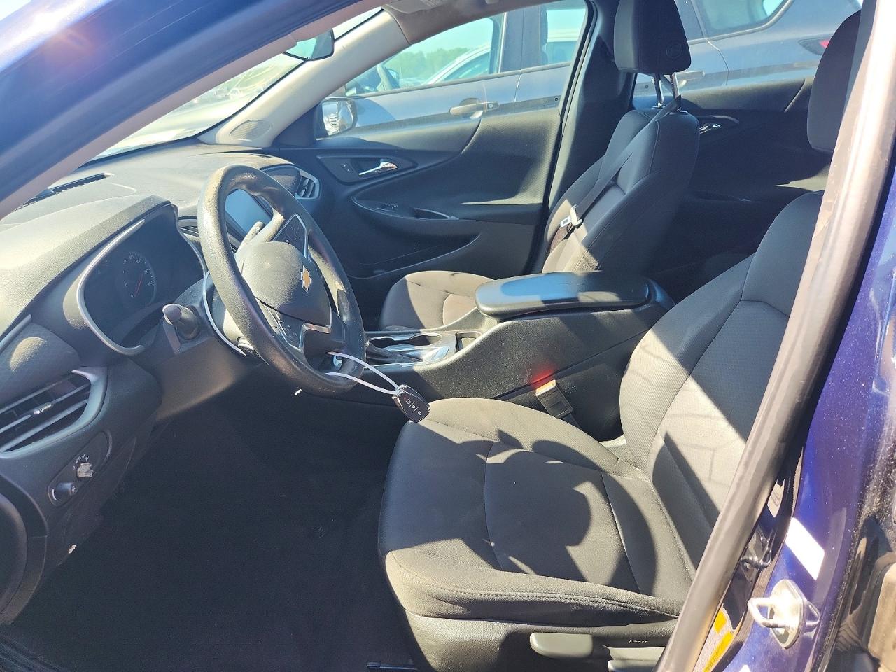 2018 CHEVROLET MALIBU LS photo 13