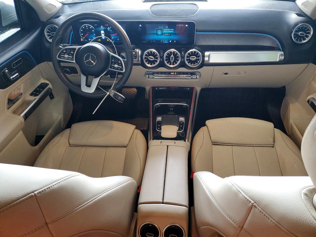 2020 MERCEDES-BENZ GLB 250 photo 15
