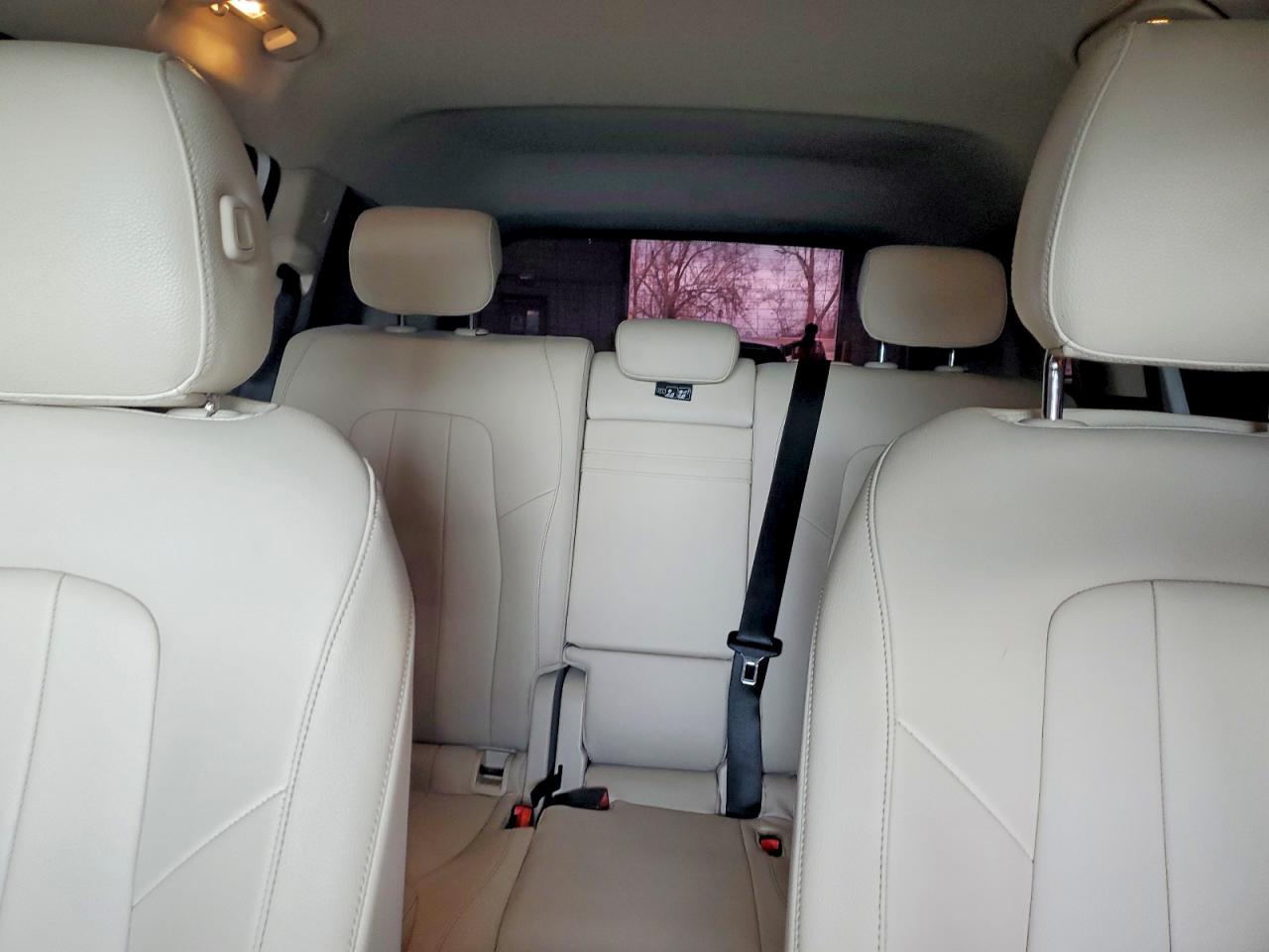 2020 MERCEDES-BENZ GLB 250 photo 19