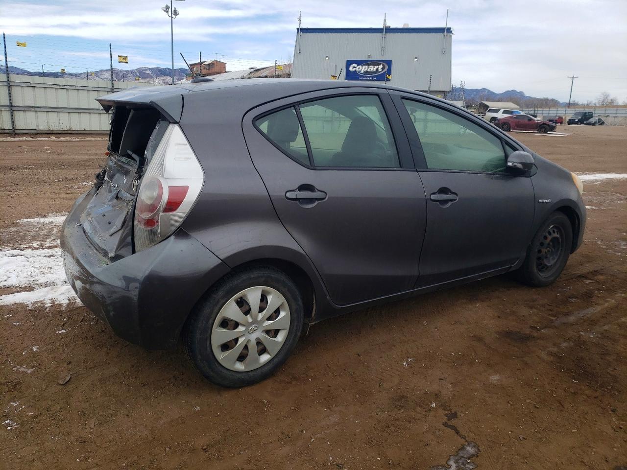 2013 TOYOTA PRIUS photo 7