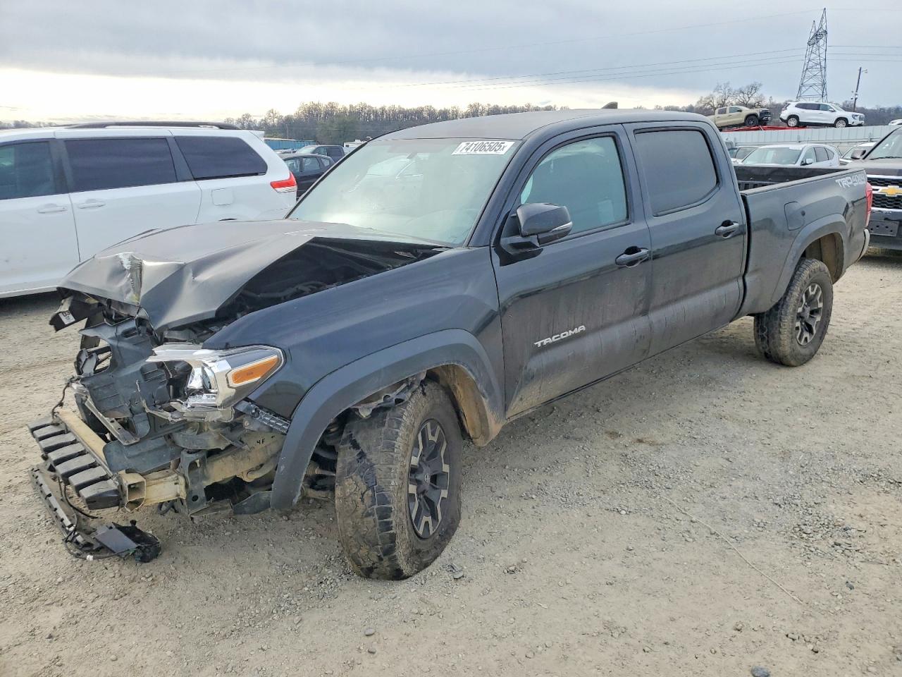 2017 TOYOTA TACOMA