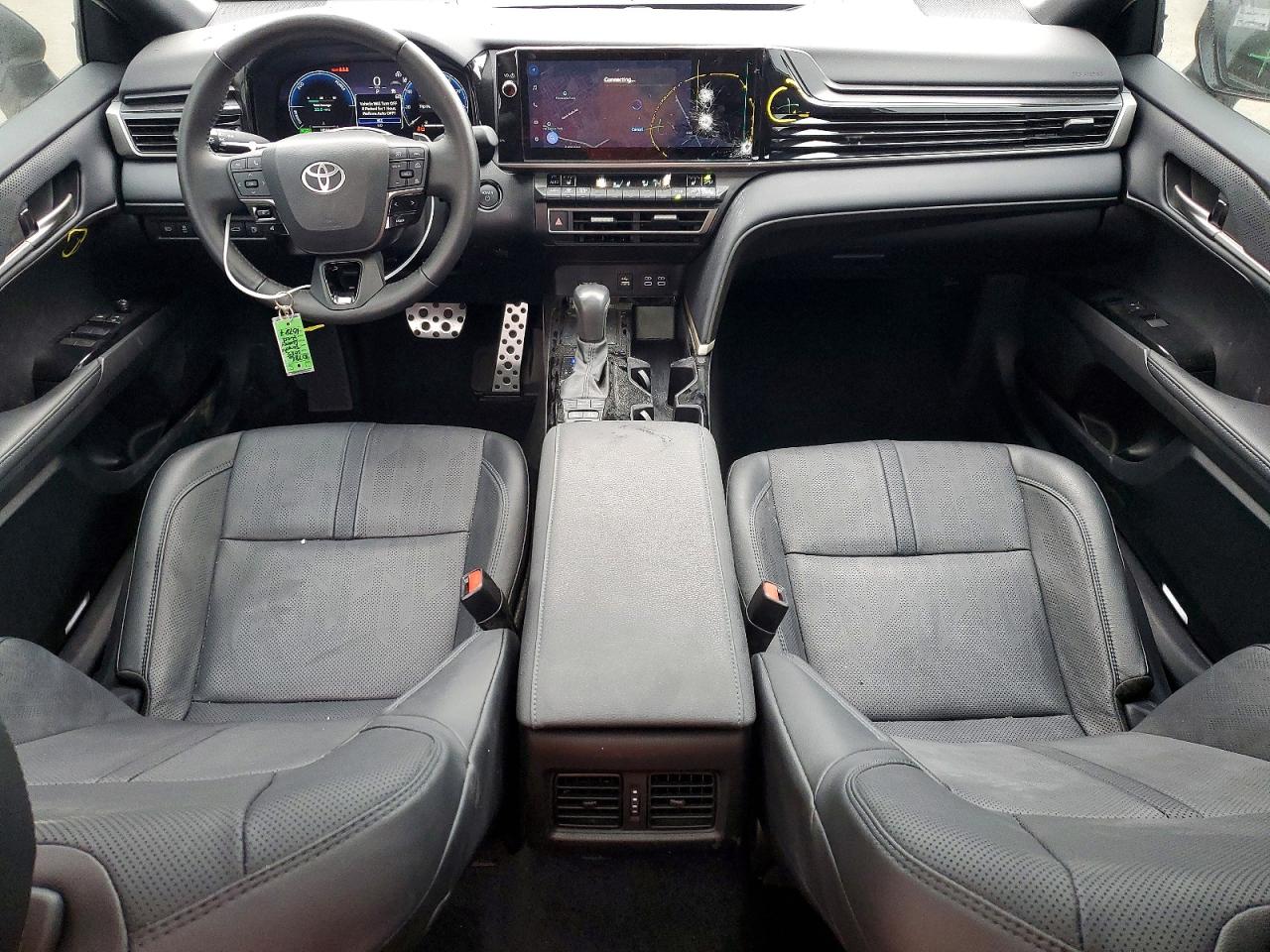 2025 TOYOTA CAMRY XSE photo 8