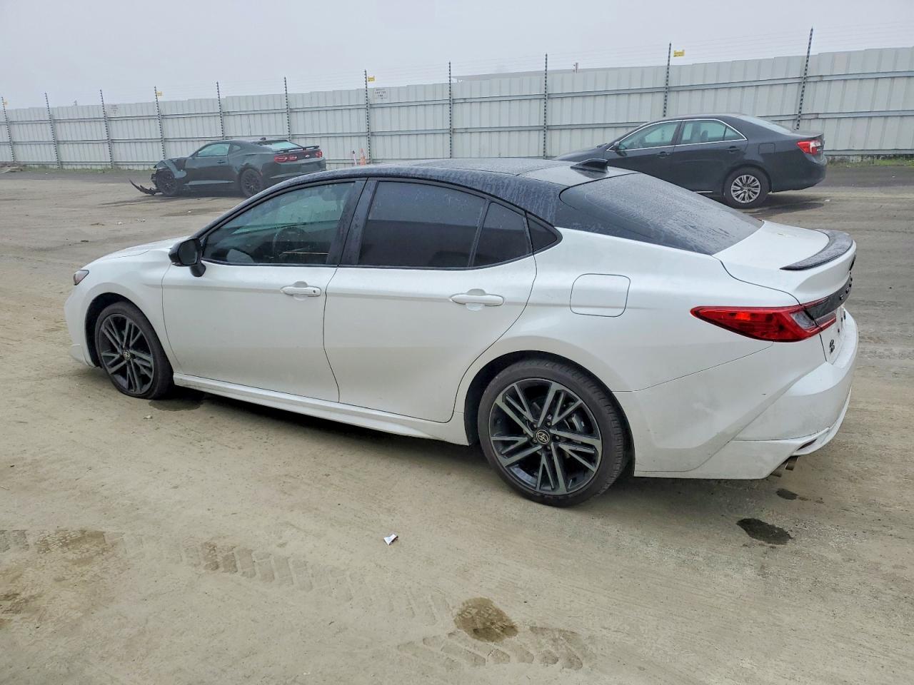 2025 TOYOTA CAMRY XSE photo 2