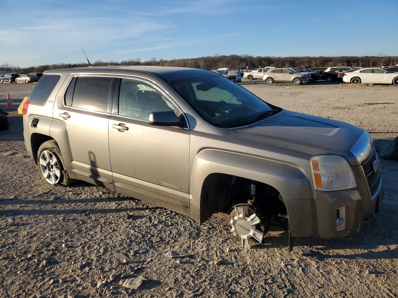 2012 GMC TERRAIN SLE photo 7