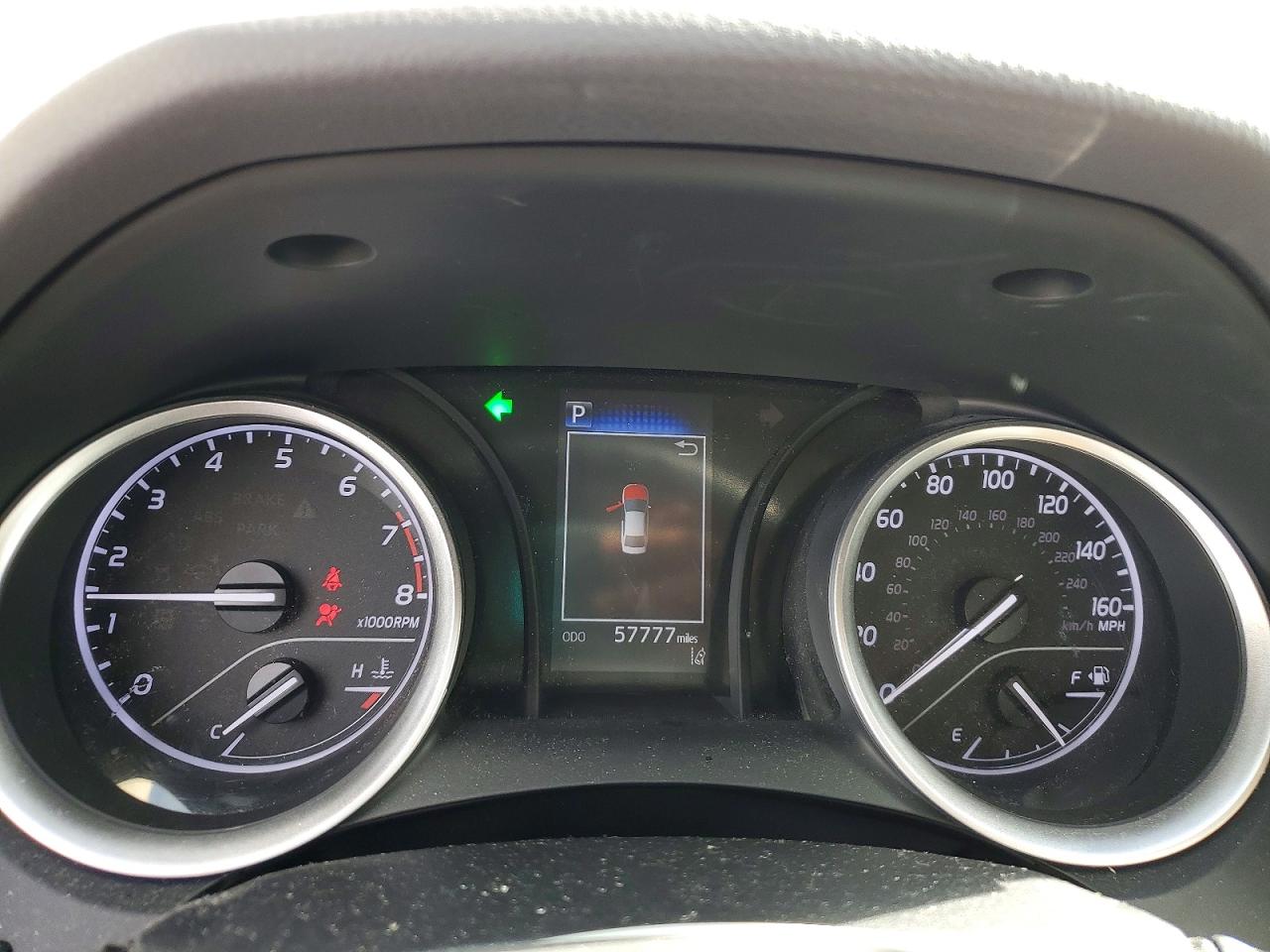 2022 TOYOTA CAMRY LE photo 9