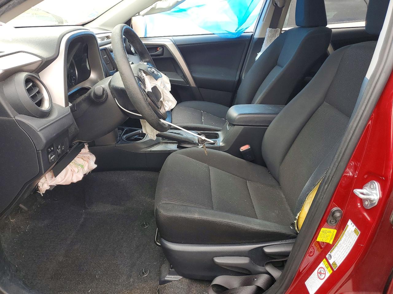 2018 TOYOTA RAV4 LE photo 13