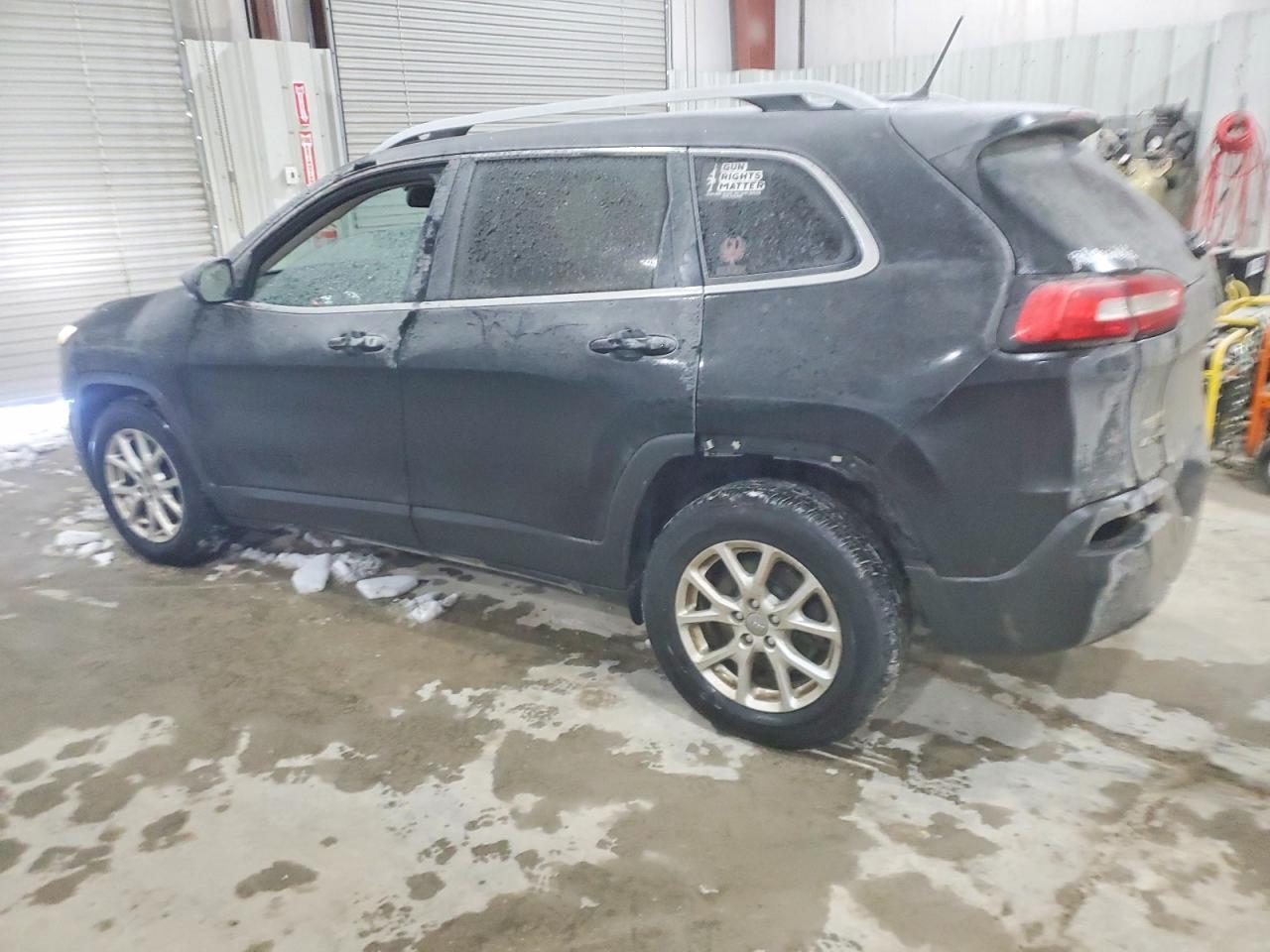 2018 JEEP CHEROKEE LATITUDE photo 2