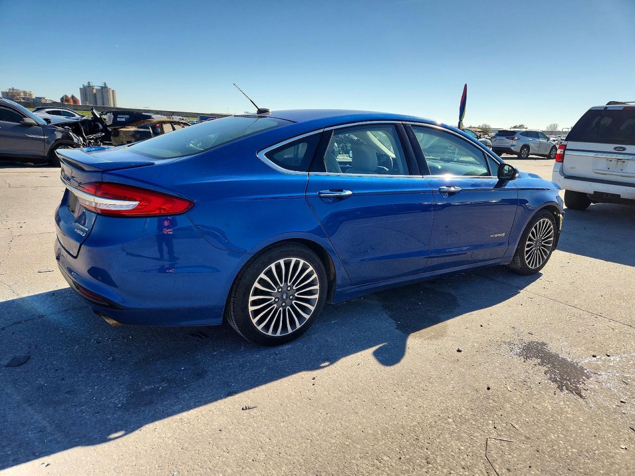 2018 FORD FUSION TITANIUM/PLATINUM HEV photo 5