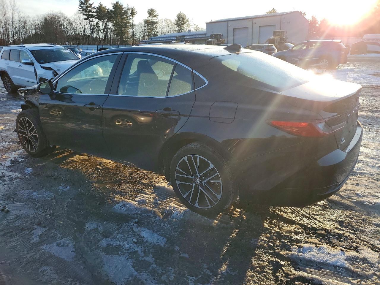 2025 TOYOTA CAMRY XSE photo 2