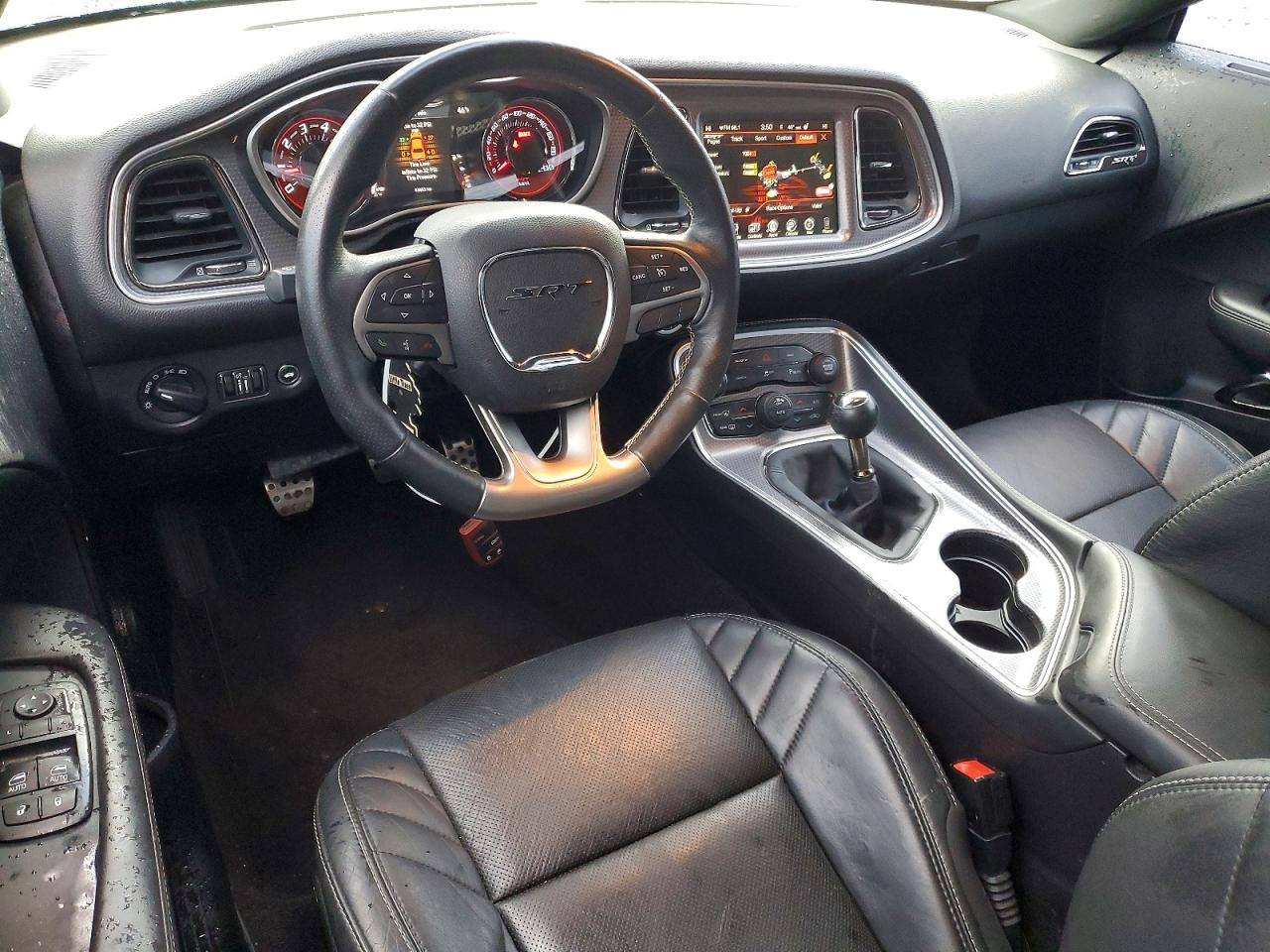 2016 DODGE CHALLENGER SRT HELLCAT photo 8