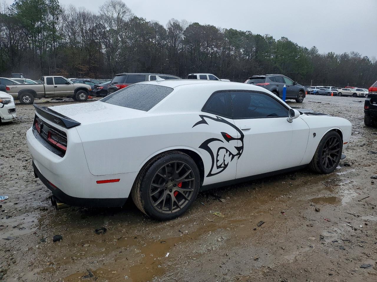 2016 DODGE CHALLENGER SRT HELLCAT photo 3