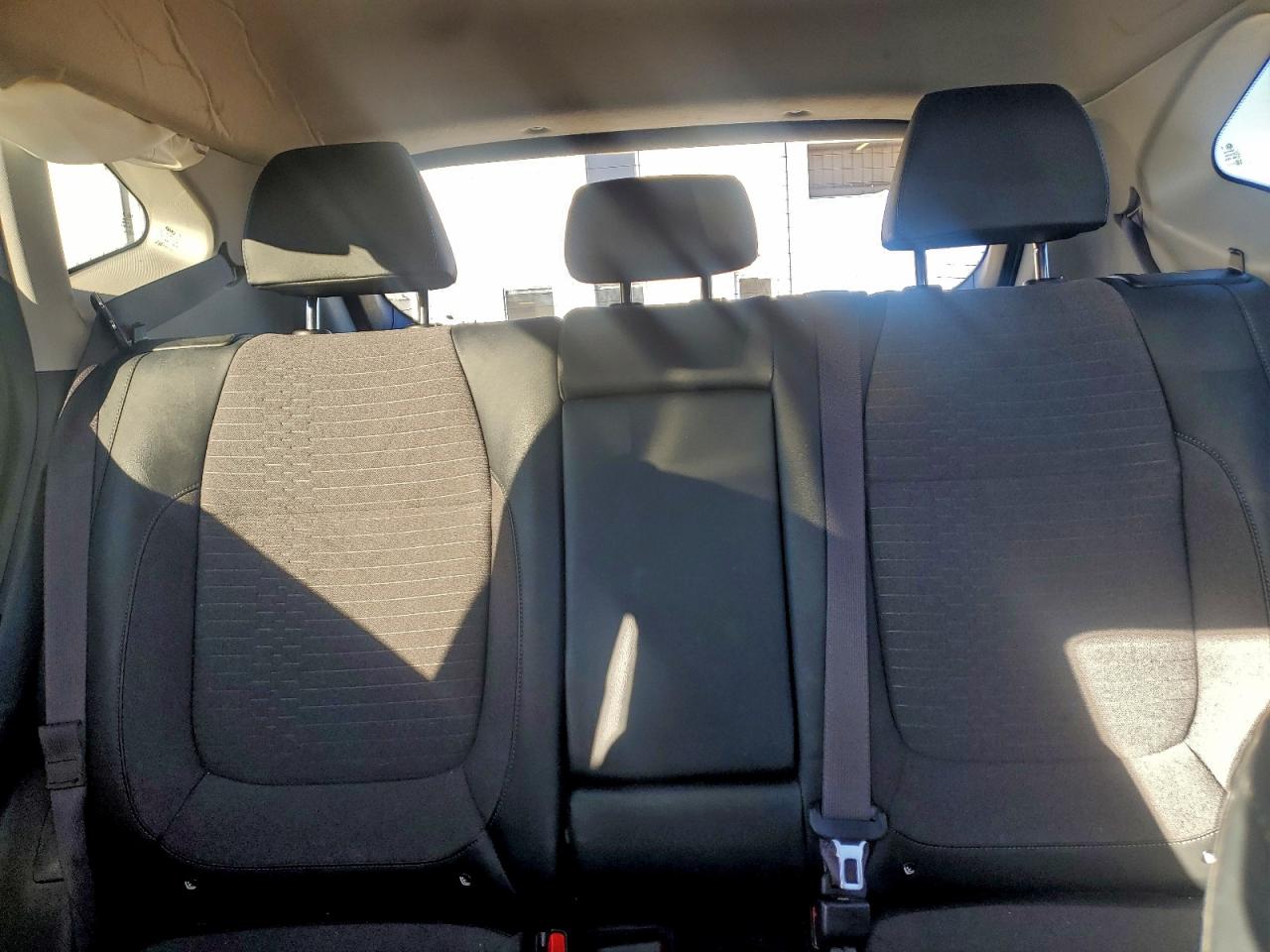 2021 KIA SELTOS S photo 19