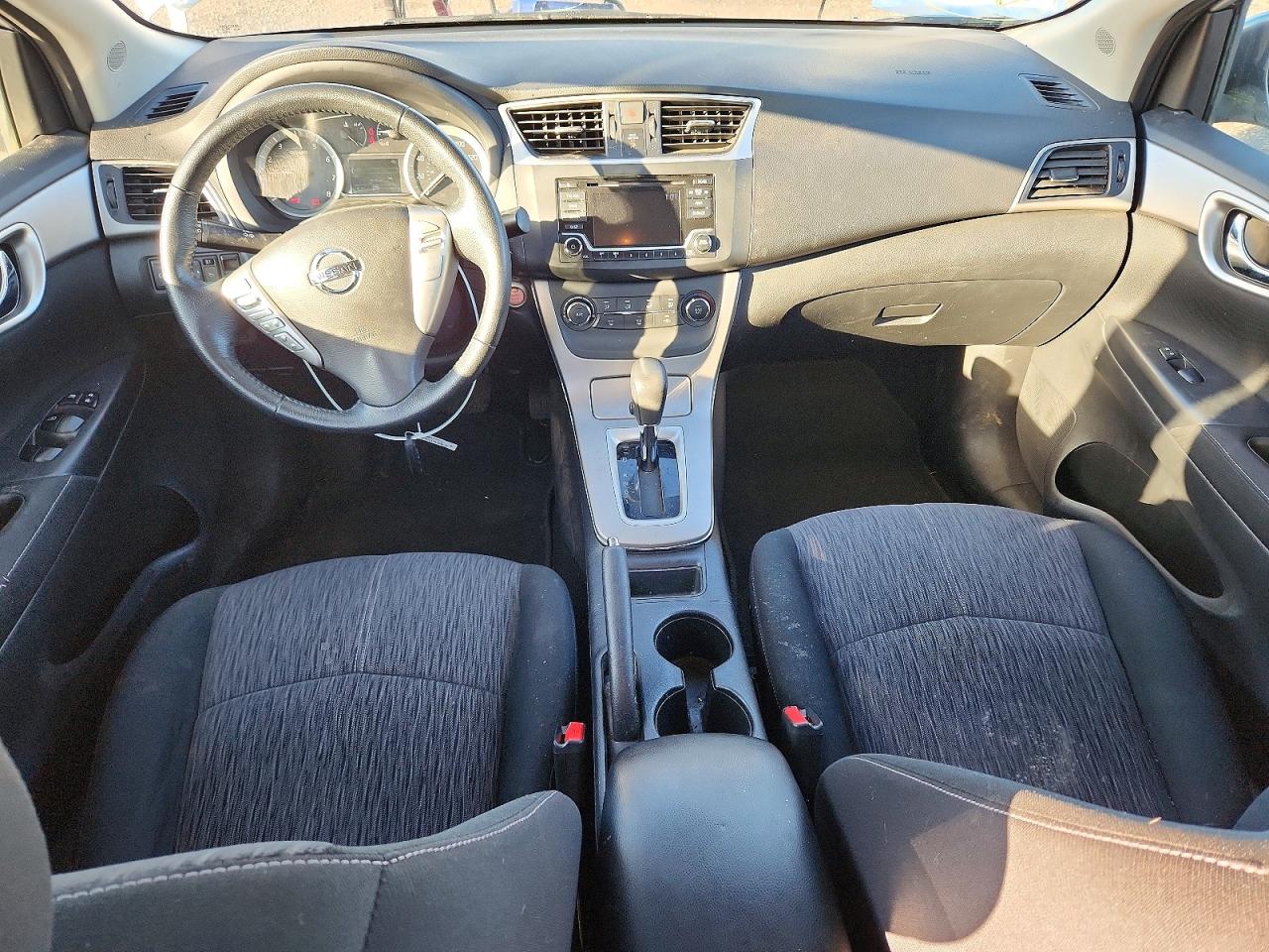 2015 NISSAN SENTRA S photo 22