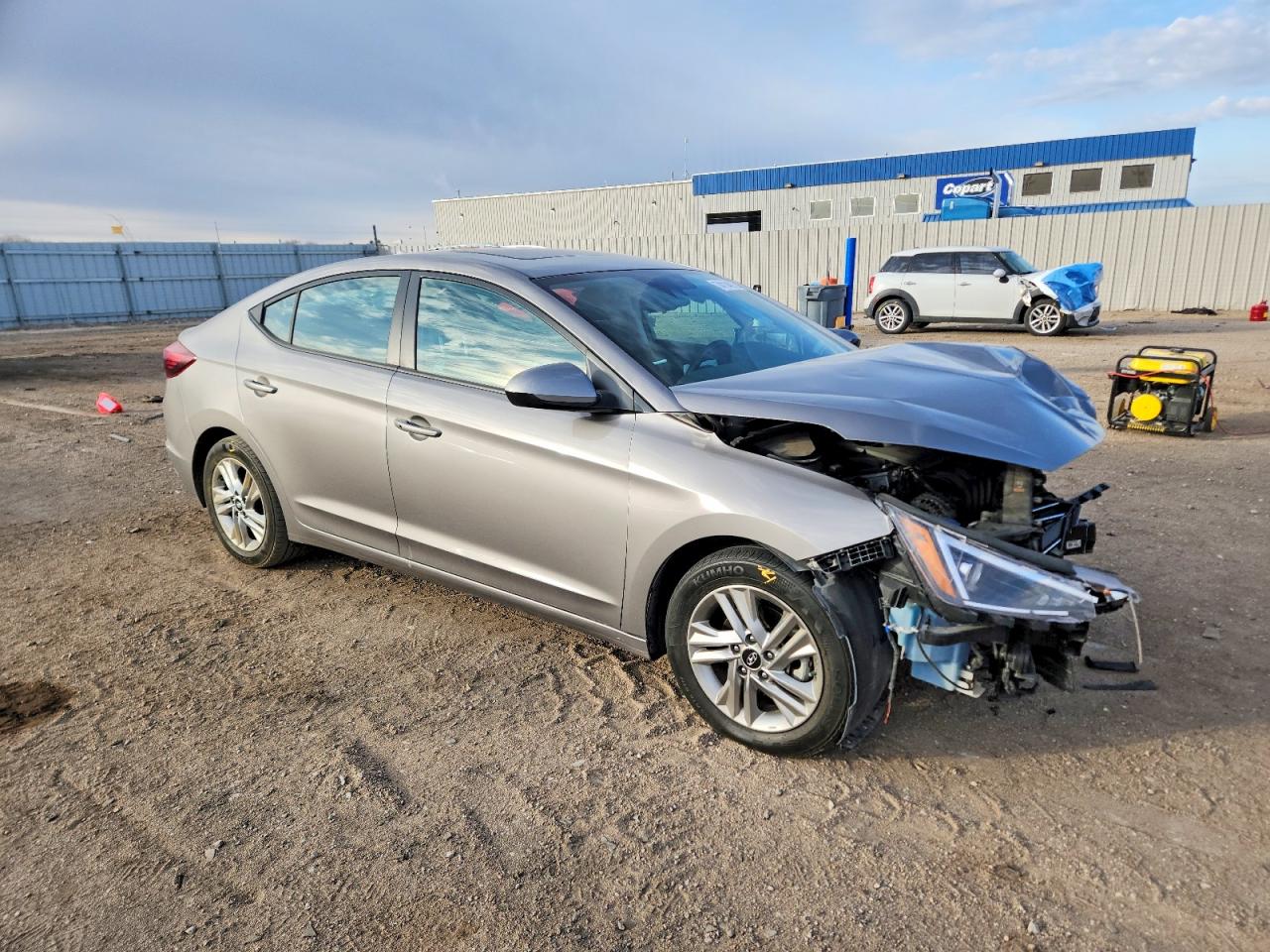 2020 HYUNDAI ELANTRA SEL photo 4