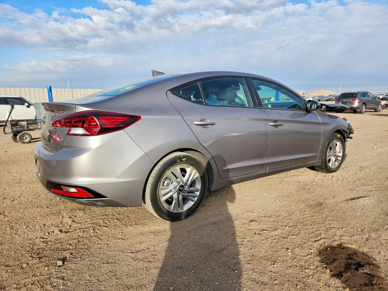 2020 HYUNDAI ELANTRA SEL photo 3