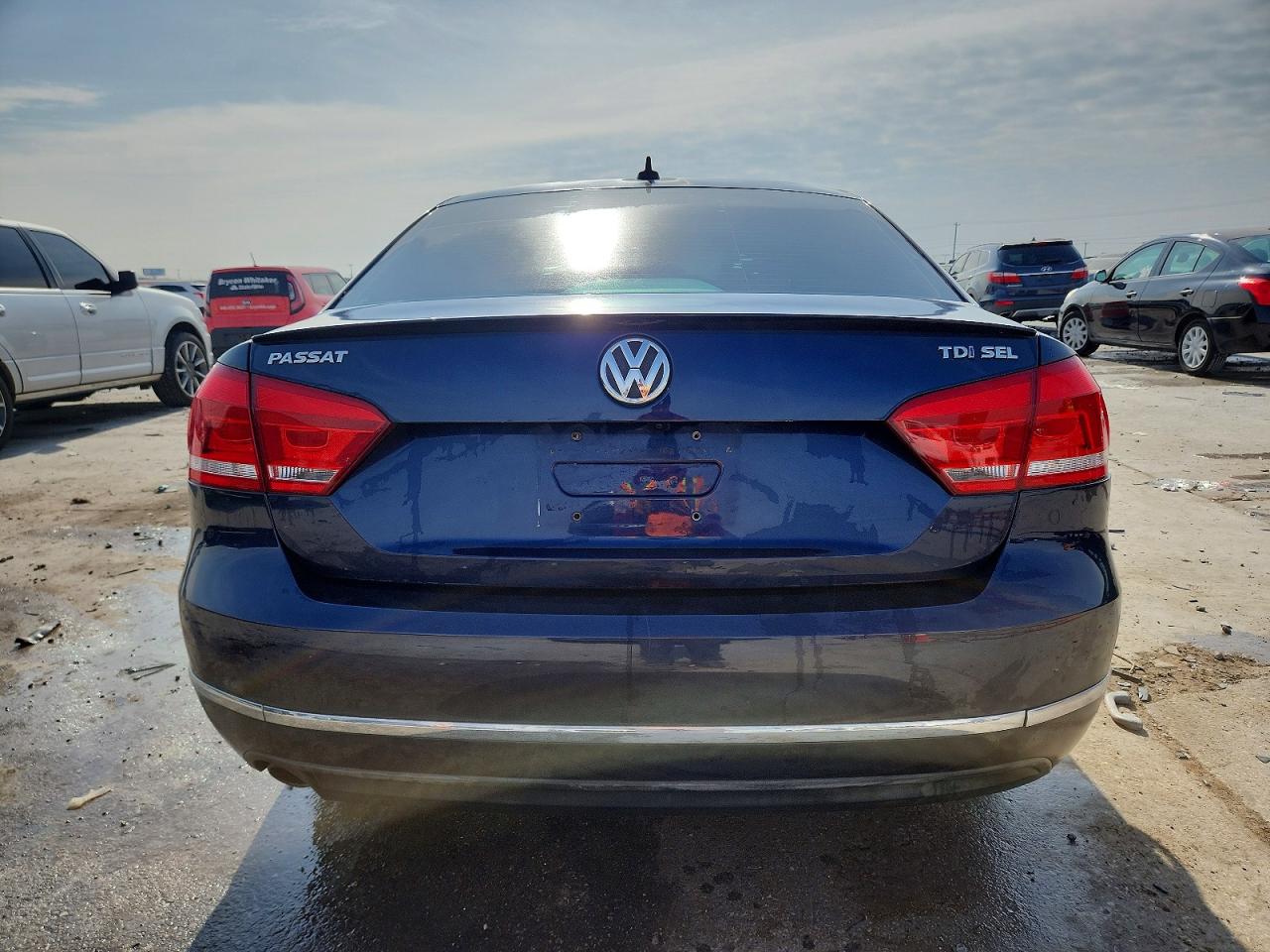 2014 VOLKSWAGEN PASSAT SEL photo 6