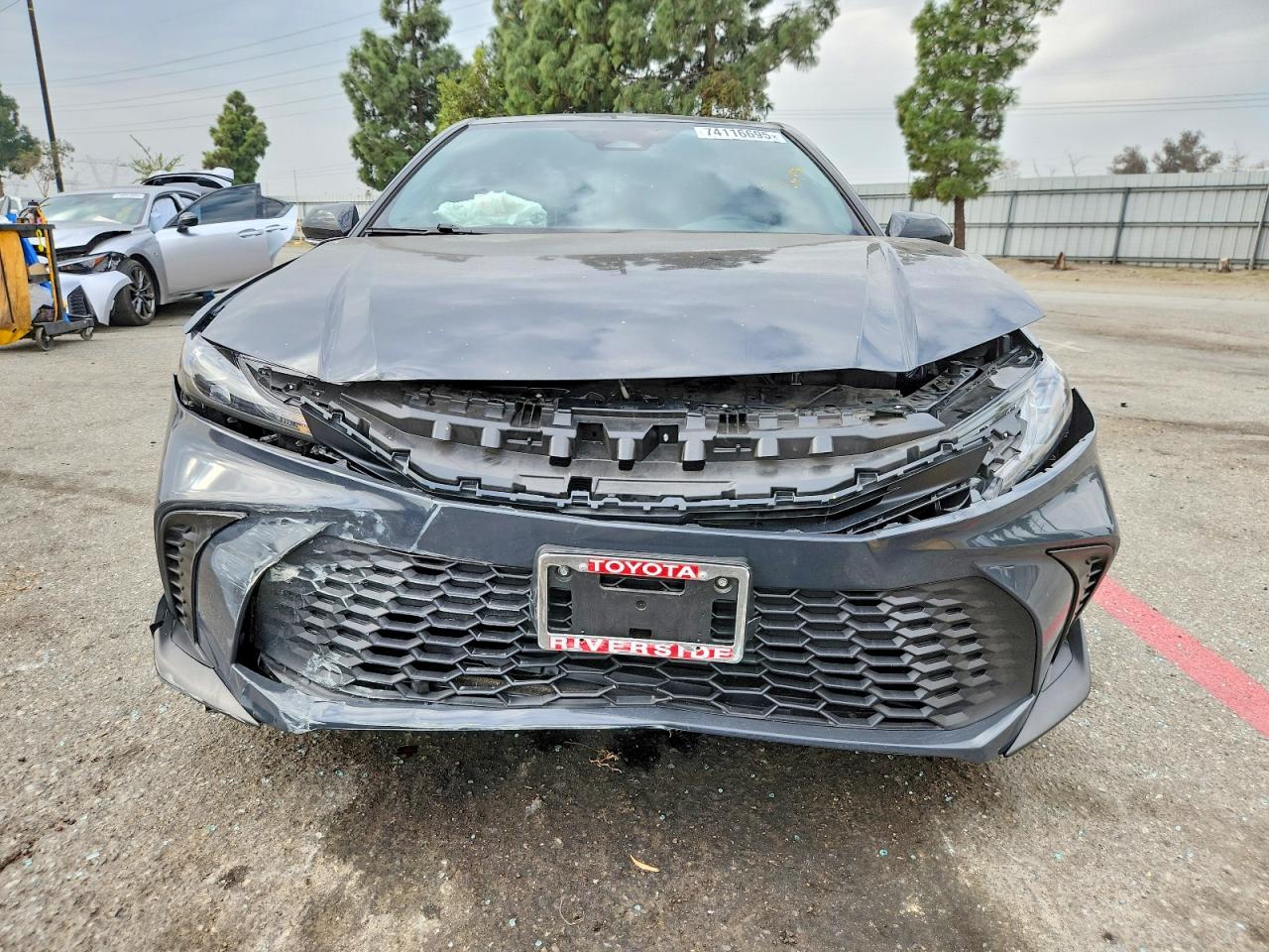 2025 TOYOTA CAMRY XSE photo 5