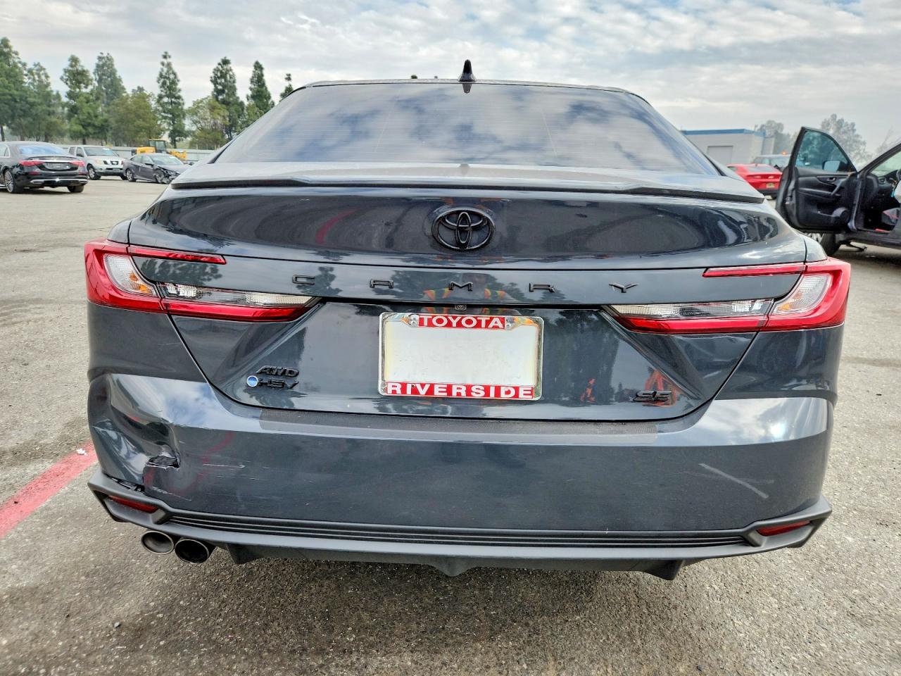 2025 TOYOTA CAMRY XSE photo 6