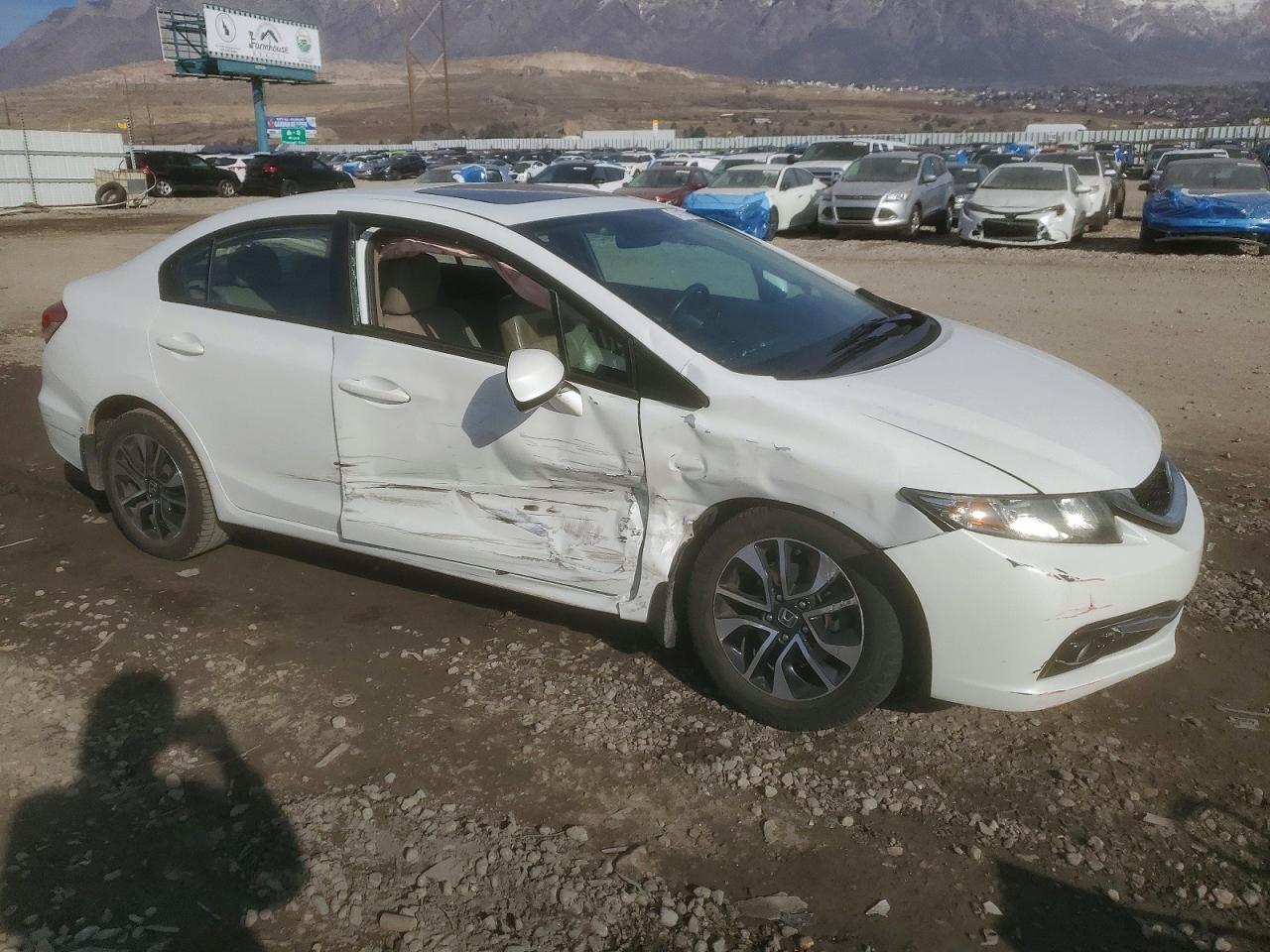 2013 HONDA CIVIC EXL photo 4