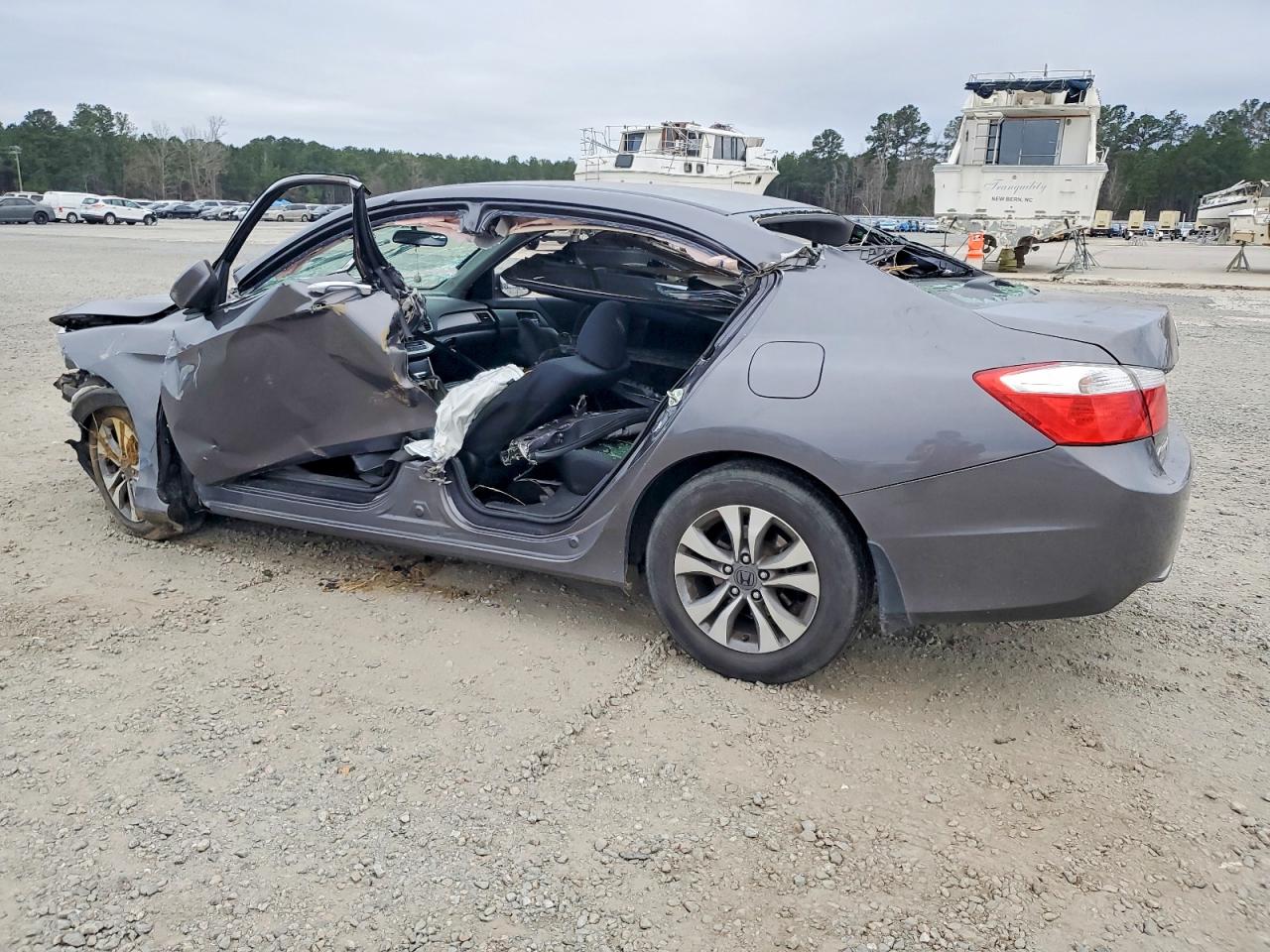 2014 HONDA ACCORD LX photo 3